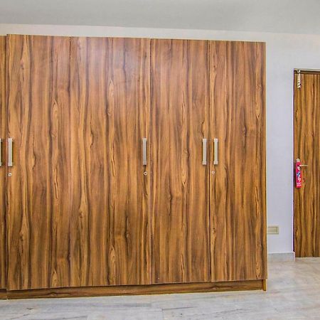 צ'נאי Fabhotel Venkeys Service Apartment Mylapore מראה חיצוני תמונה