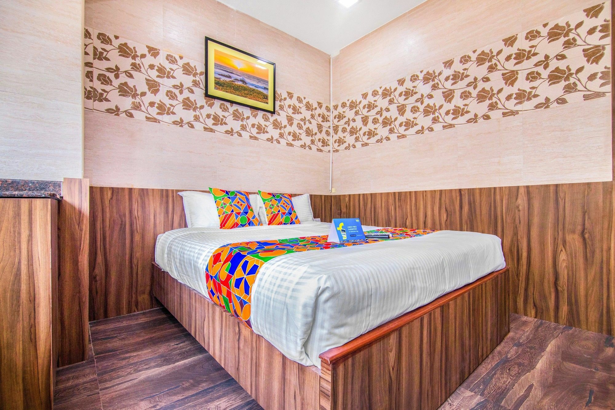 צ'נאי Fabhotel Venkeys Service Apartment Mylapore מראה חיצוני תמונה